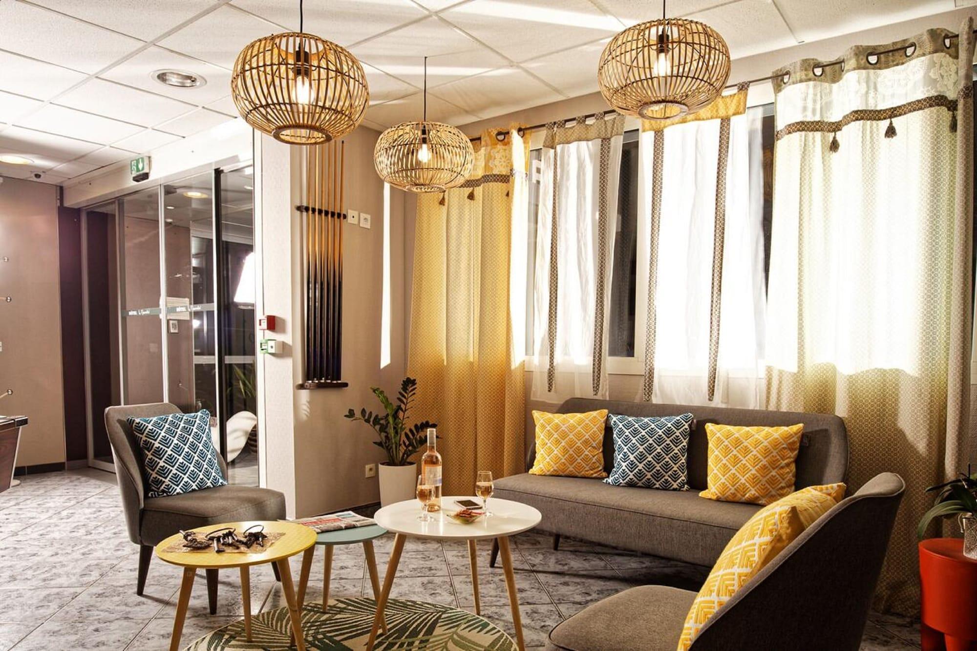 Sure By Western Beziers Le Monestie Hotel 3*