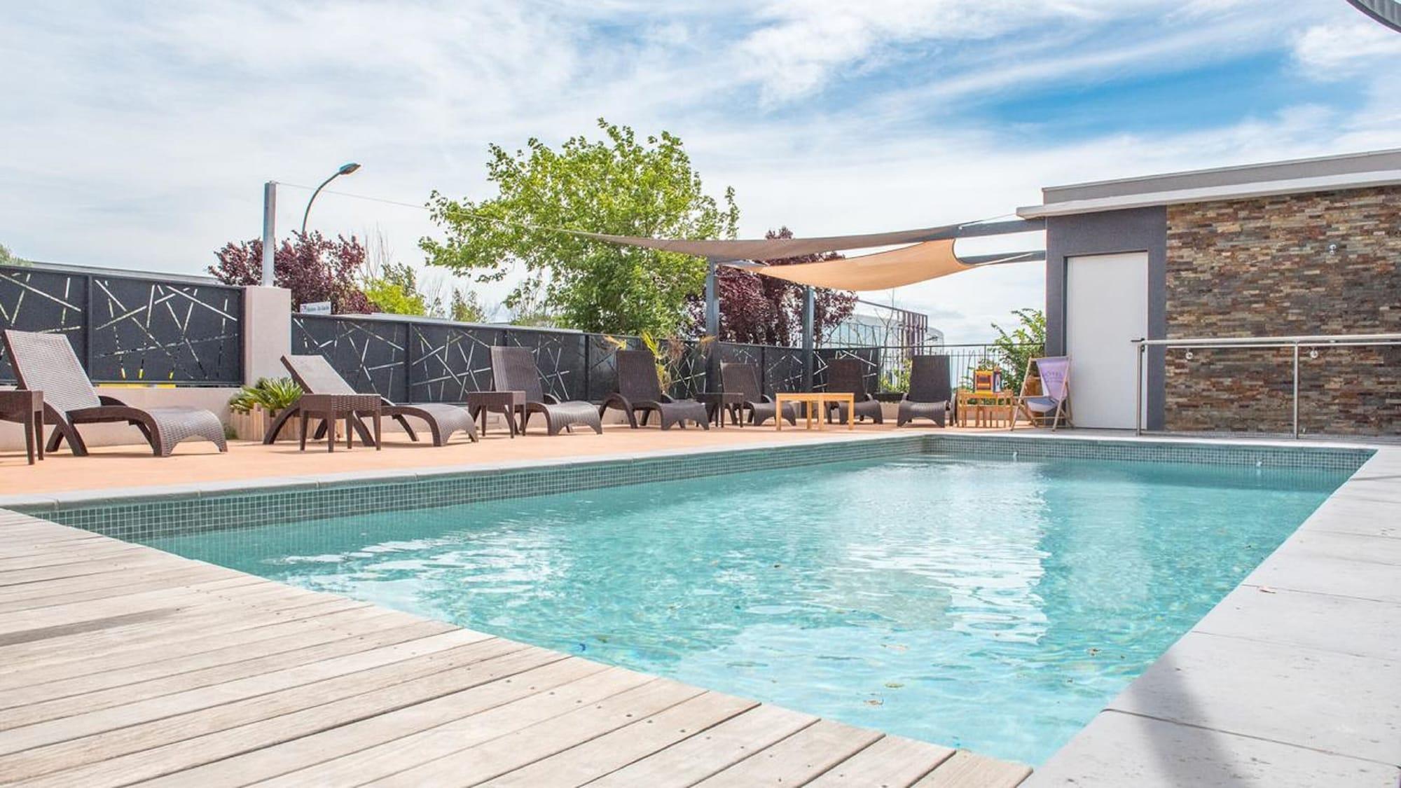 Sure By Western Beziers Le Monestie 3*