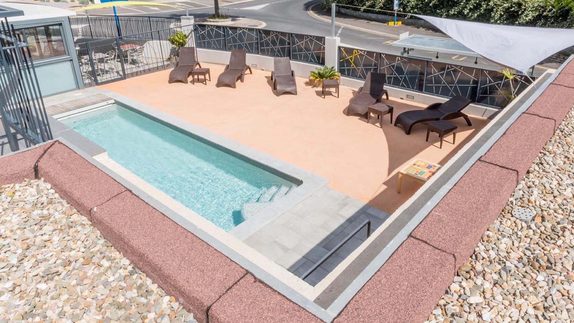 Sure By Western Beziers Le Monestie Hotel
